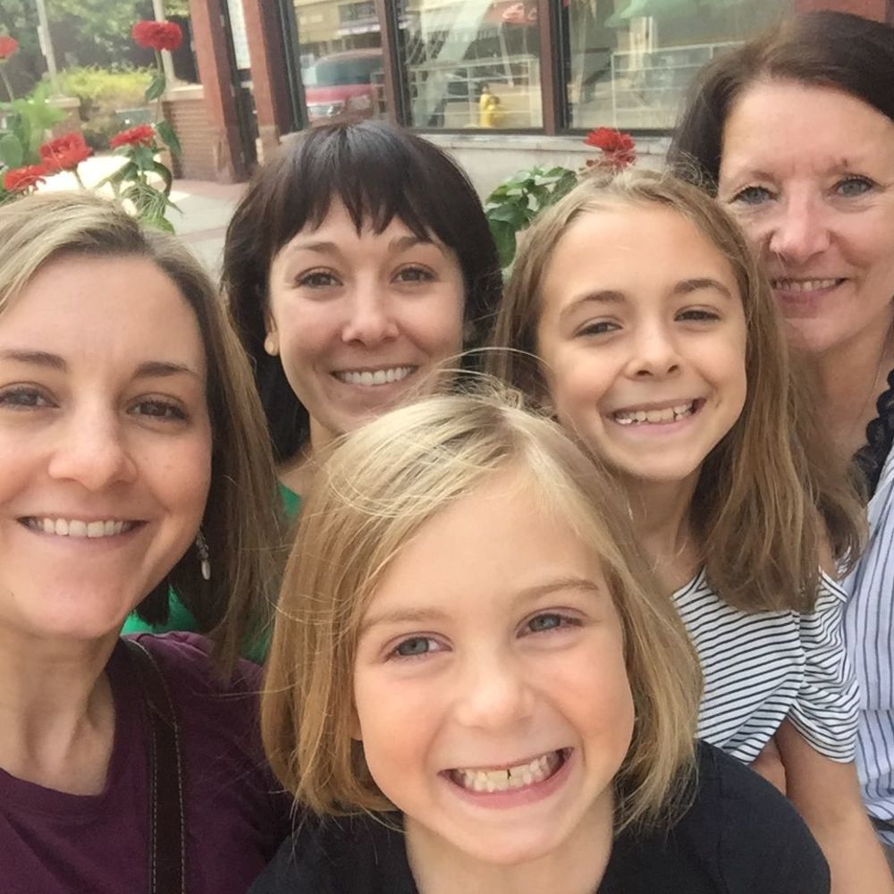 Meet your Posher, Ashli